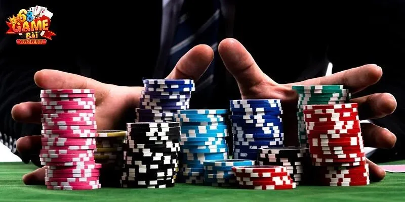 Game Bài Bửu 68GB - Hướng Dẫn Cách Chơi Từ A - Z Cho Tân Thủ 4 Quan sát các đối thủ khác